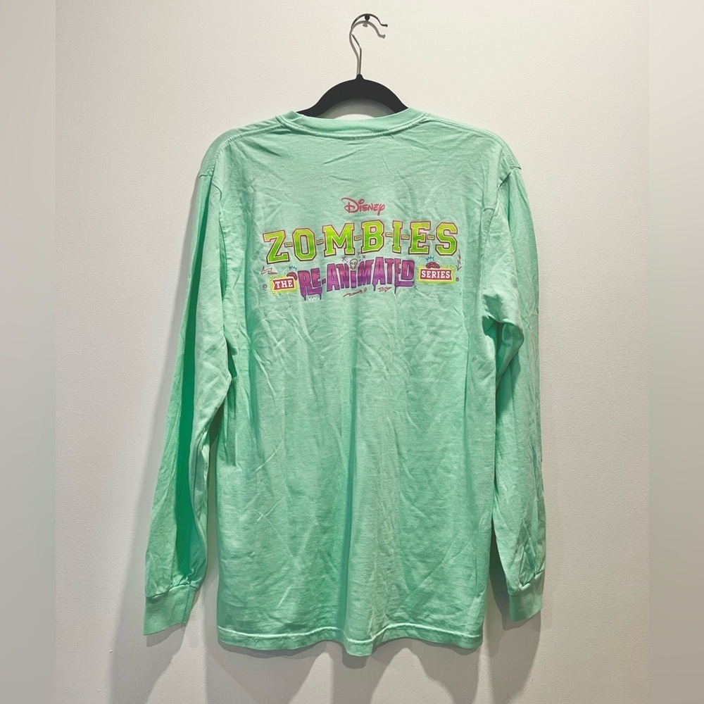 NEW Disney Limited Edition ZOMBIES Re-Animated Graphic Print Long Sleeve T Shirt